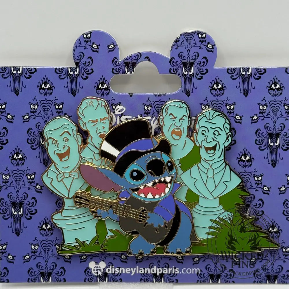 Disneyland Paris Phantom Manor Stitch singing
